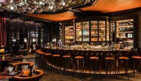 Sisiwath Quay Bar Phnom Penh - Immerse in Cambodia’s riverside nightlife heritage